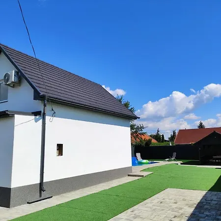 Prestige Vendeghaz Apartmán Hajdúnánás