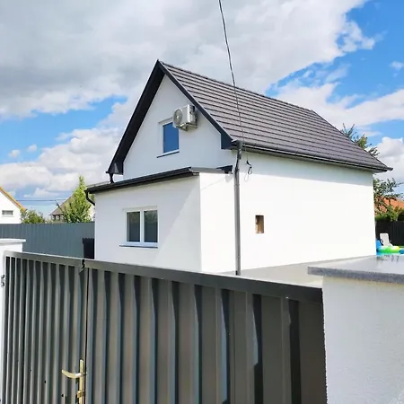 Prestige Vendeghaz Apartmán *