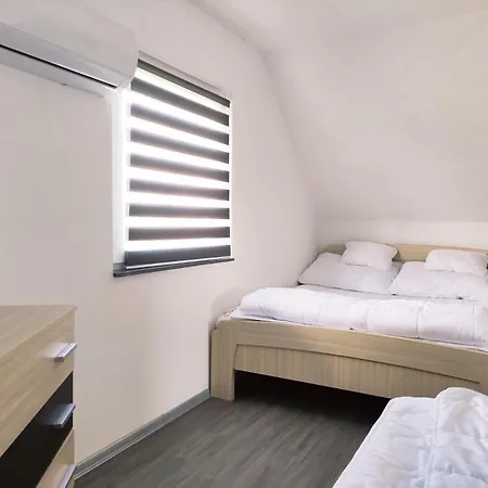 Prestige Vendeghaz Apartmán Hajdúnánás