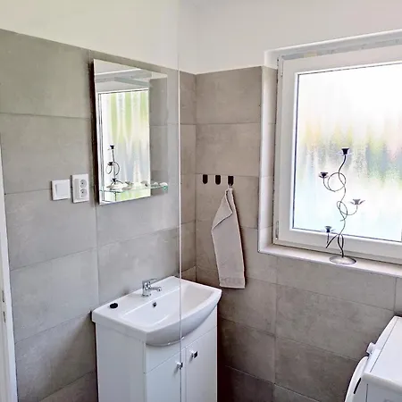 Prestige Vendeghaz Apartmán *